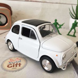 Miniature Fiat 500 blanc echelle 1 24 15 cm