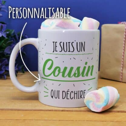 Mug "Je suis un cousin qui déchire" et ses guimauves torsade x5 - cadeau personnalisable