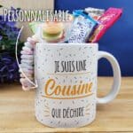 Mug bonbons années 2000 "Je suis une cousine qui déchire"  - Cadeau personnalisé